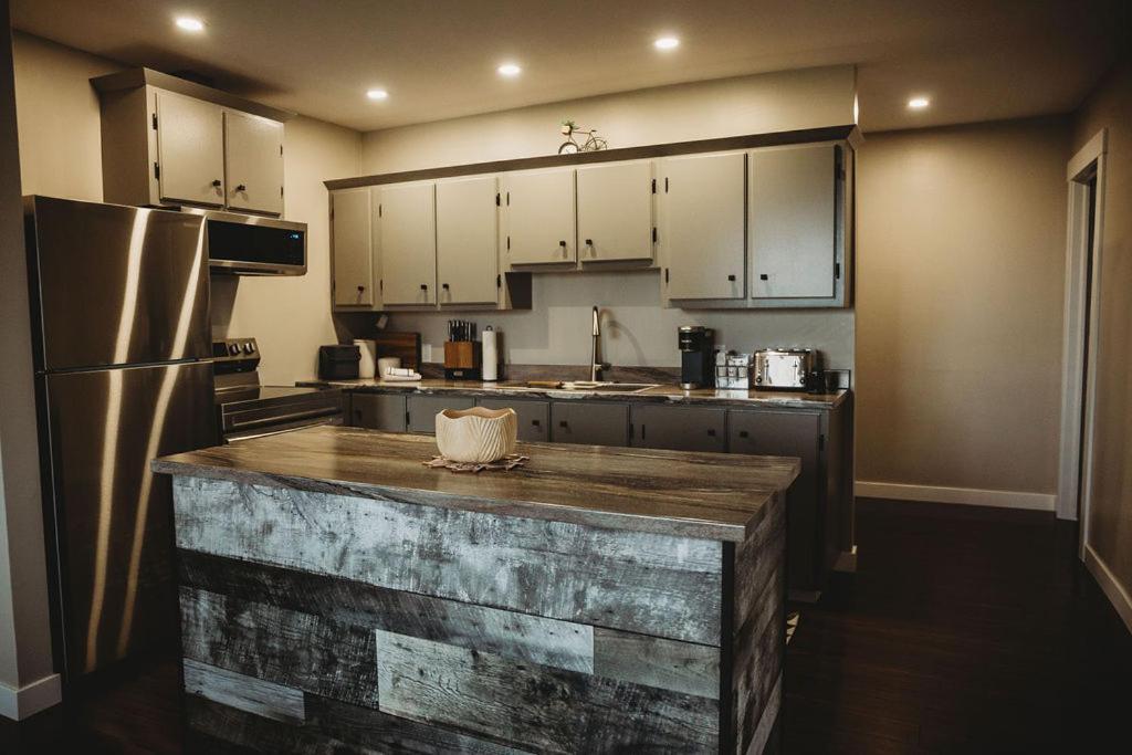 Riverside Suites Grand Falls-Windsor Buitenkant foto